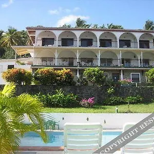 The Fox Grove Hotel